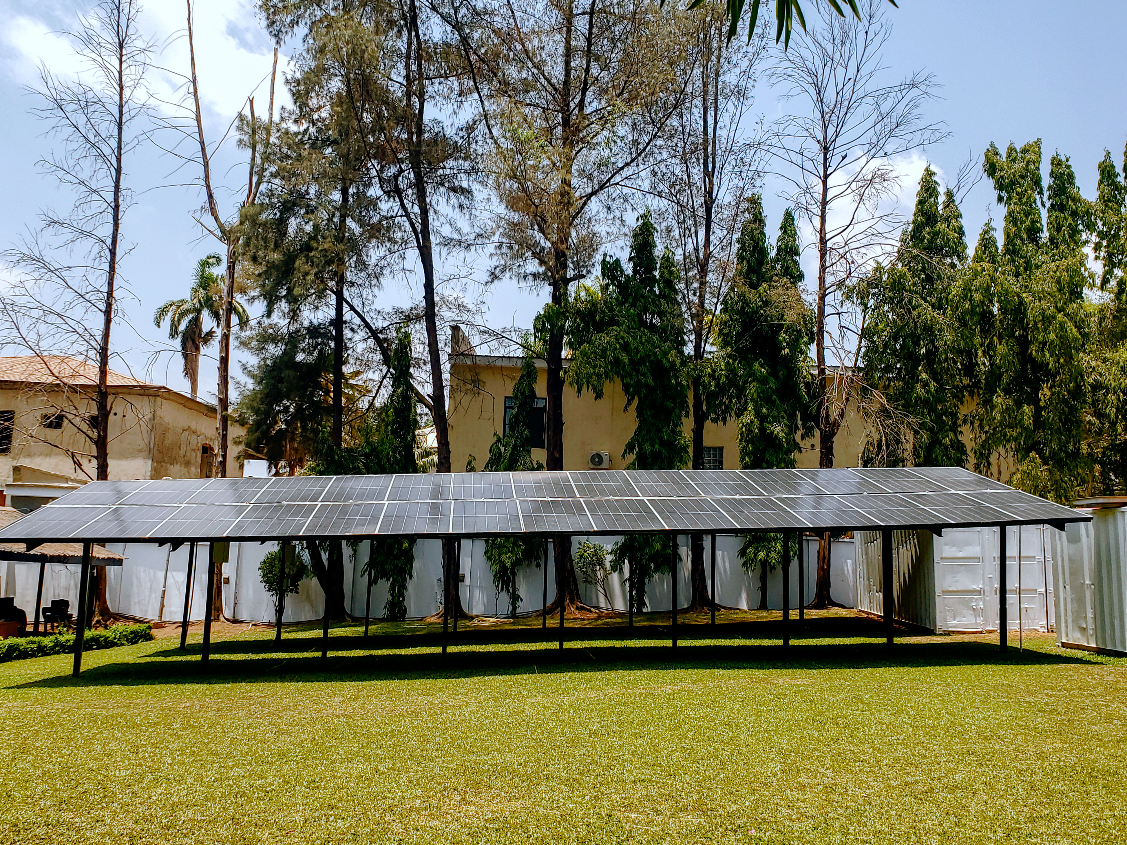 Equinox Investment Group HQ — 250kW Off-Grid Solar